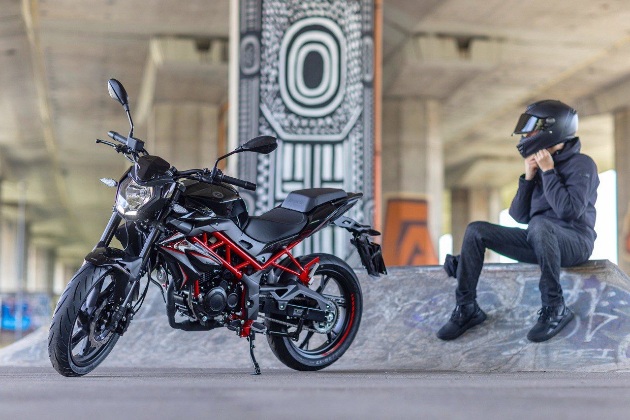 Benelli BN 125