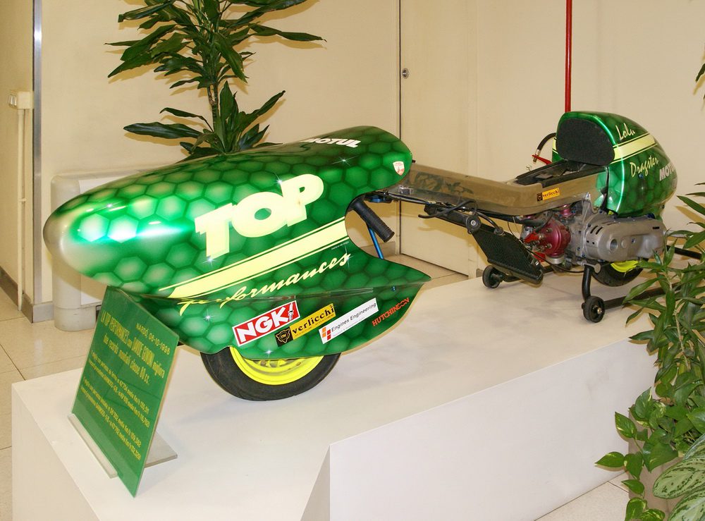Il famoso Lulu Dragster di Top Performances